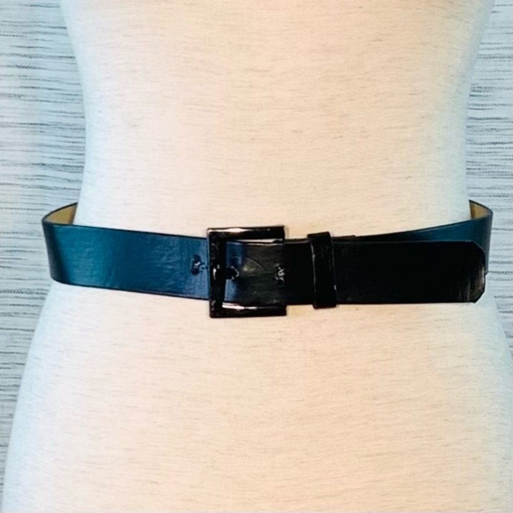 Black Leather Belt.